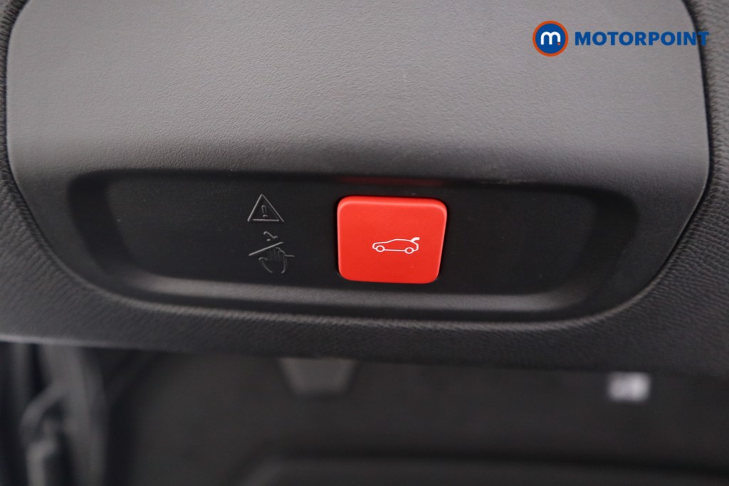 Peugeot 408 GT Automatic Petrol Hatchback - Stock Number (1549973) - 12th supplementary image
