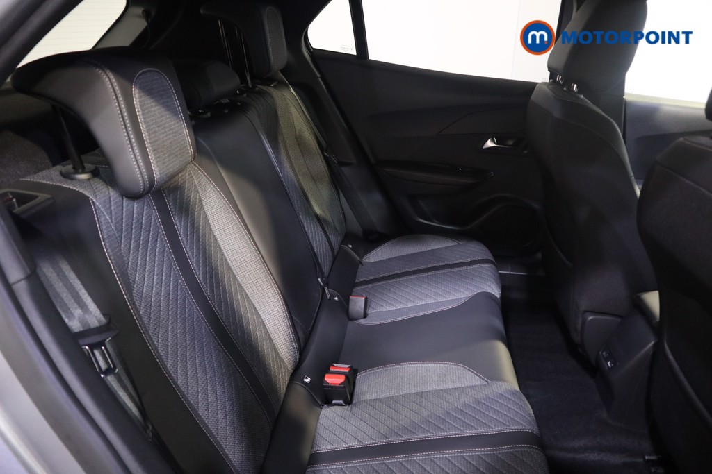 Peugeot 2008 Allure Manual Petrol SUV - Stock Number (1549984) - 11th supplementary image
