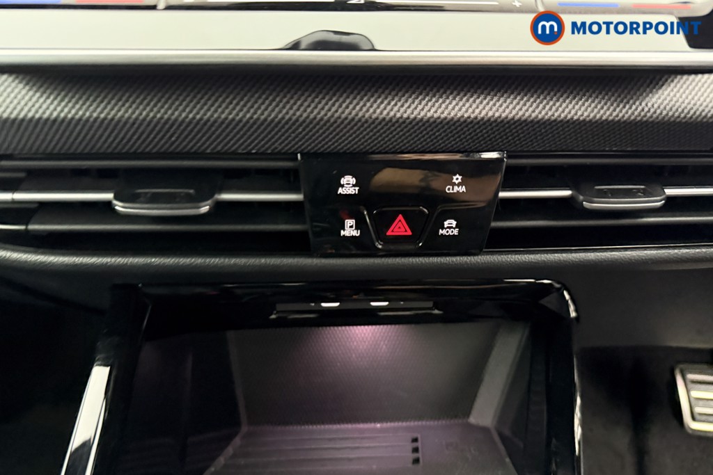 Volkswagen Golf R-Line Automatic Diesel Hatchback - Stock Number (1550129) - 11th supplementary image