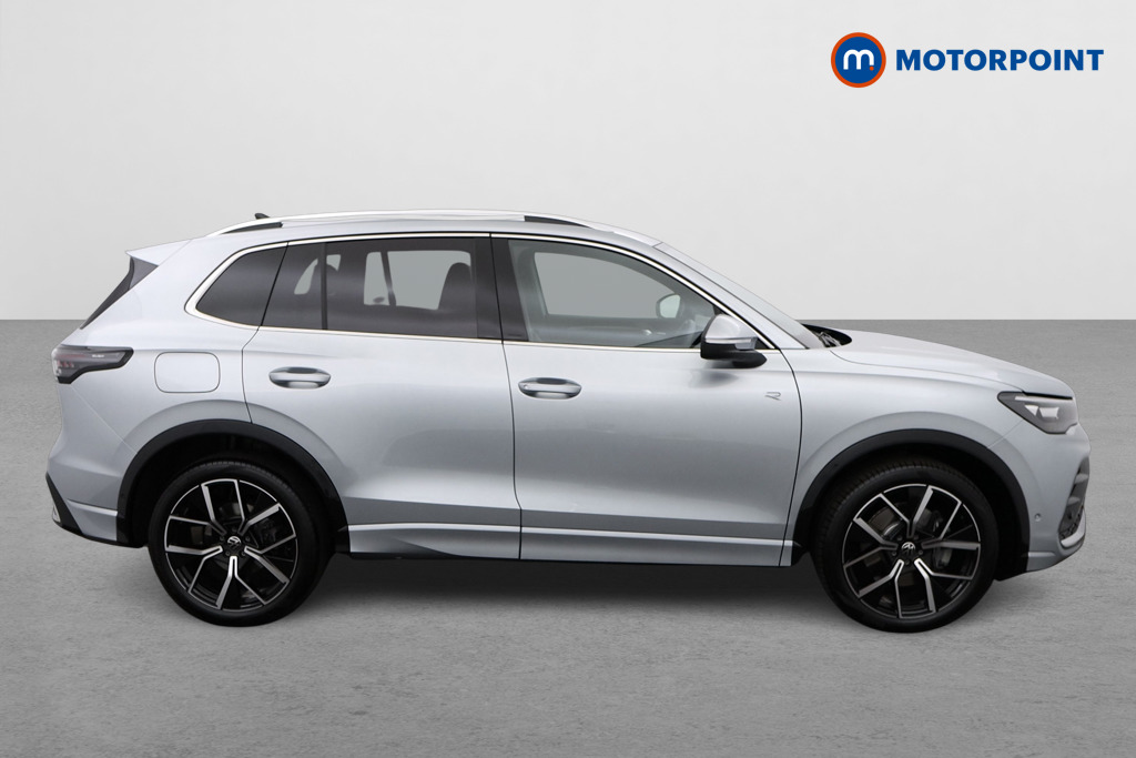 Volkswagen Tiguan R-Line Automatic Diesel SUV - Stock Number (1550987) - Drivers side