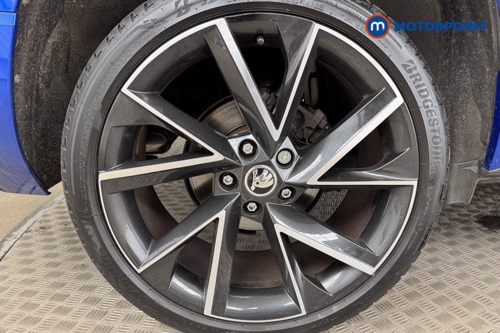 Skoda Karoq Sport Line Automatic Petrol SUV - Stock Number (1551034) - 21st supplementary image