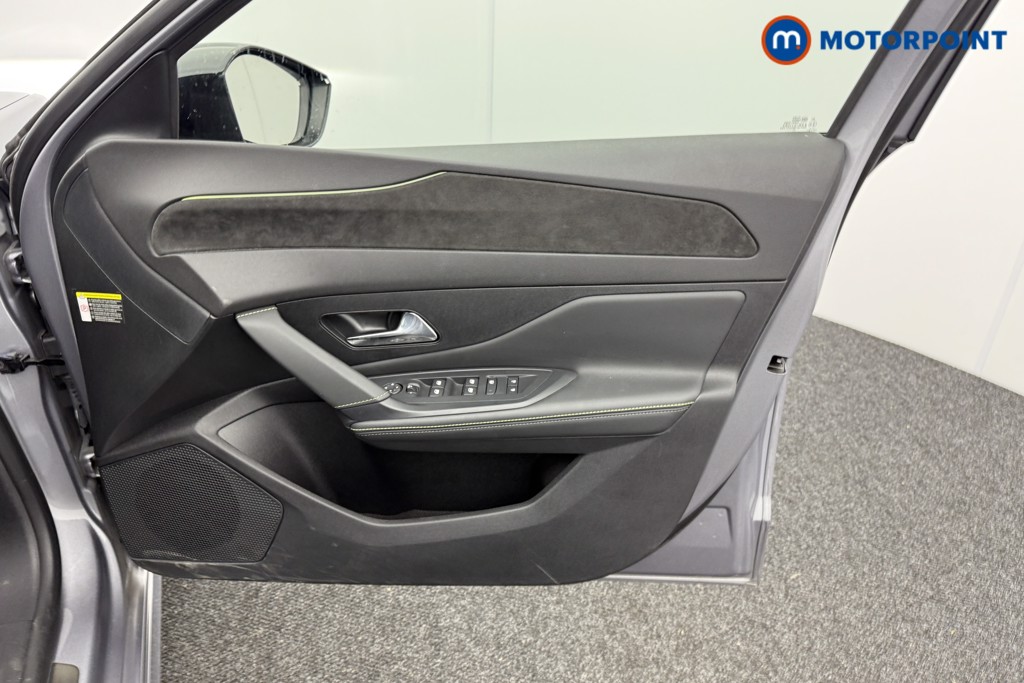 Peugeot 308 GT Automatic Petrol Estate - Stock Number (1551127) - 17th supplementary image