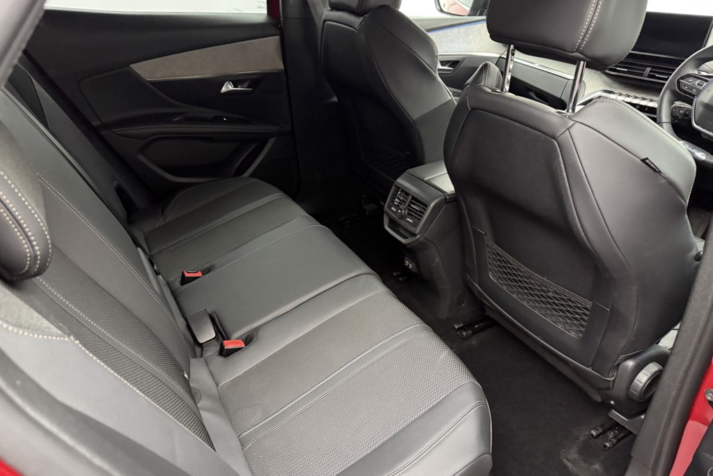 Peugeot 3008 GT Automatic Diesel SUV - Stock Number (1551132) - 20th supplementary image