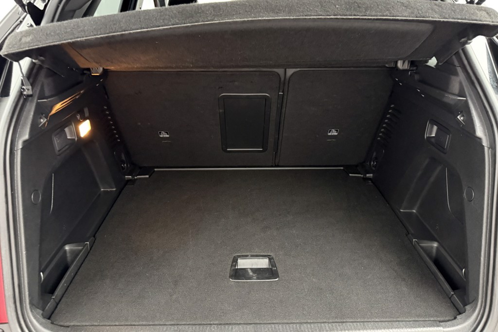 Peugeot 3008 GT Automatic Diesel SUV - Stock Number (1551132) - 26th supplementary image