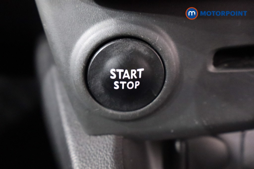 Renault Clio Dynamique S Nav Manual Diesel Hatchback - Stock Number (1551749) - 14th supplementary image