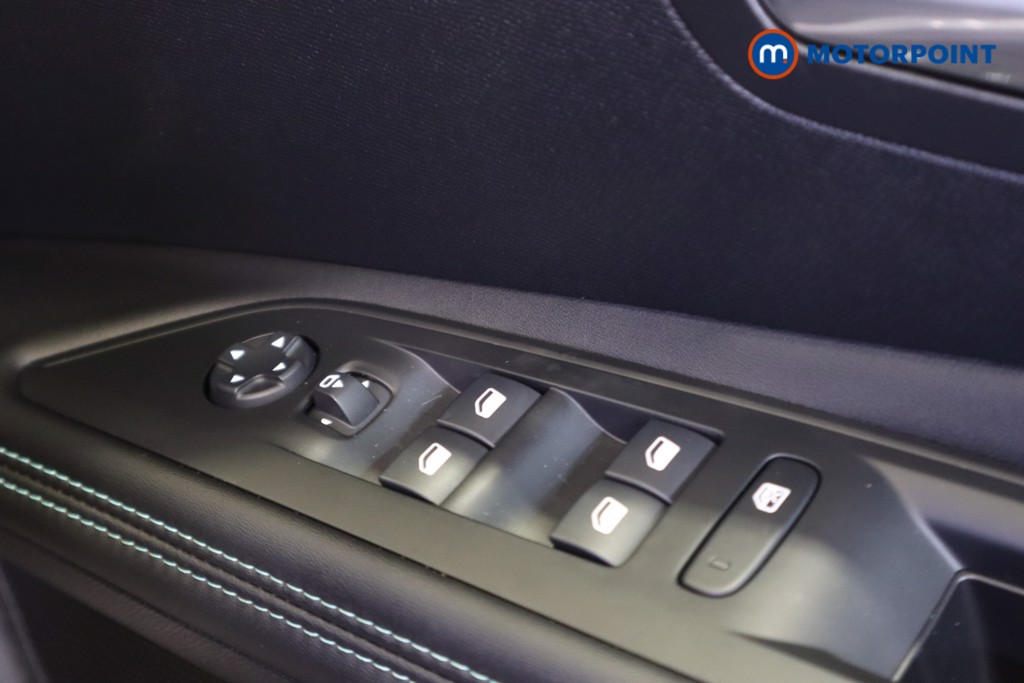 Peugeot 3008 Allure Manual Diesel SUV - Stock Number (1552177) - 13th supplementary image