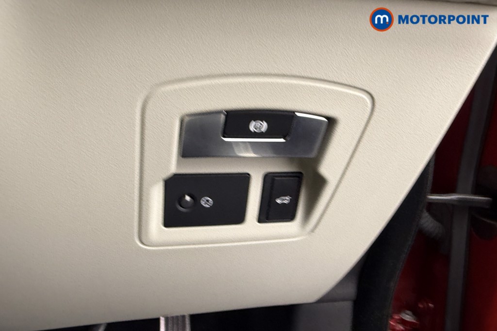 Land Rover Range Rover Velar R-Dynamic Se Automatic Diesel SUV - Stock Number (1552228) - 15th supplementary image