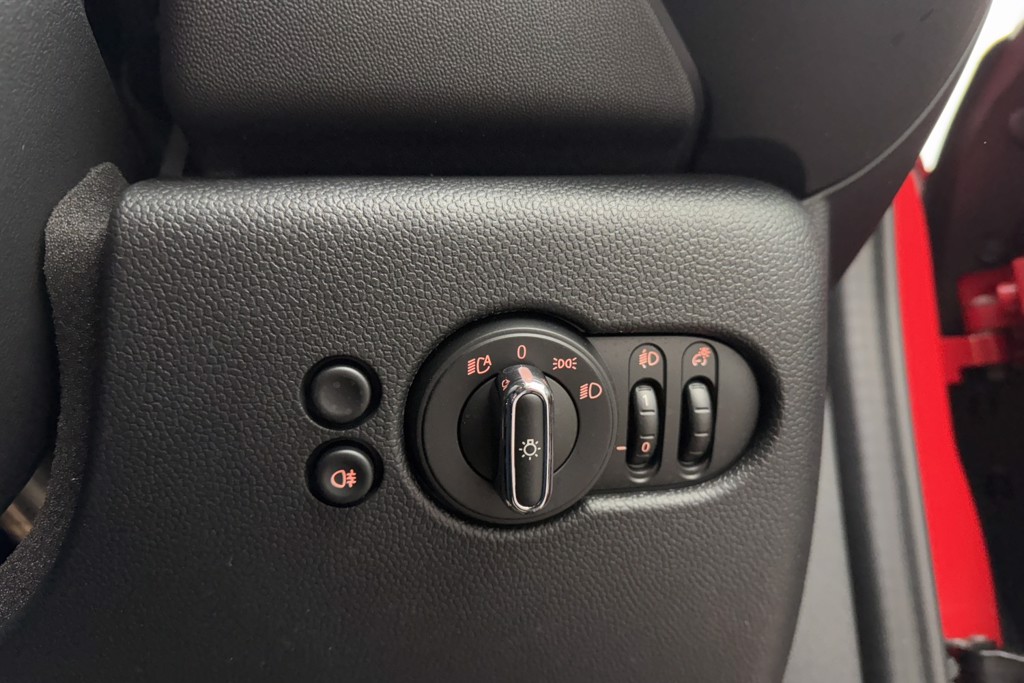 Mini Hatchback Cooper Sport Automatic Petrol Hatchback - Stock Number (1552389) - 17th supplementary image