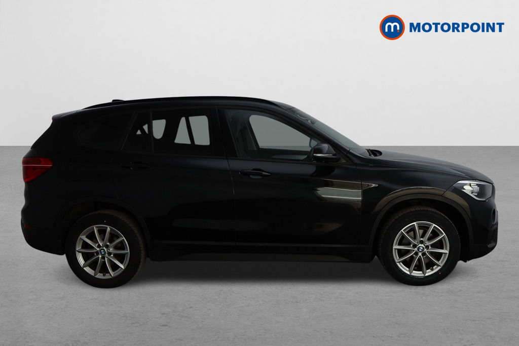 BMW X1 SE Manual Petrol SUV - Stock Number (1552396) - Drivers side