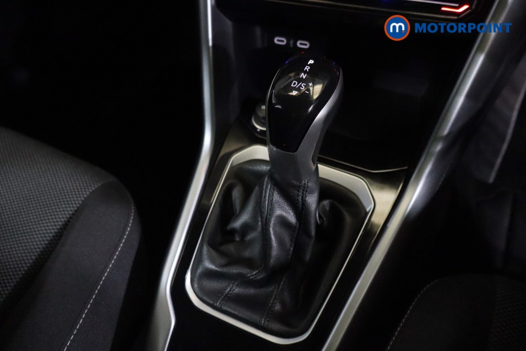 Volkswagen T-Roc Life Automatic Petrol SUV - Stock Number (1552410) - 7th supplementary image