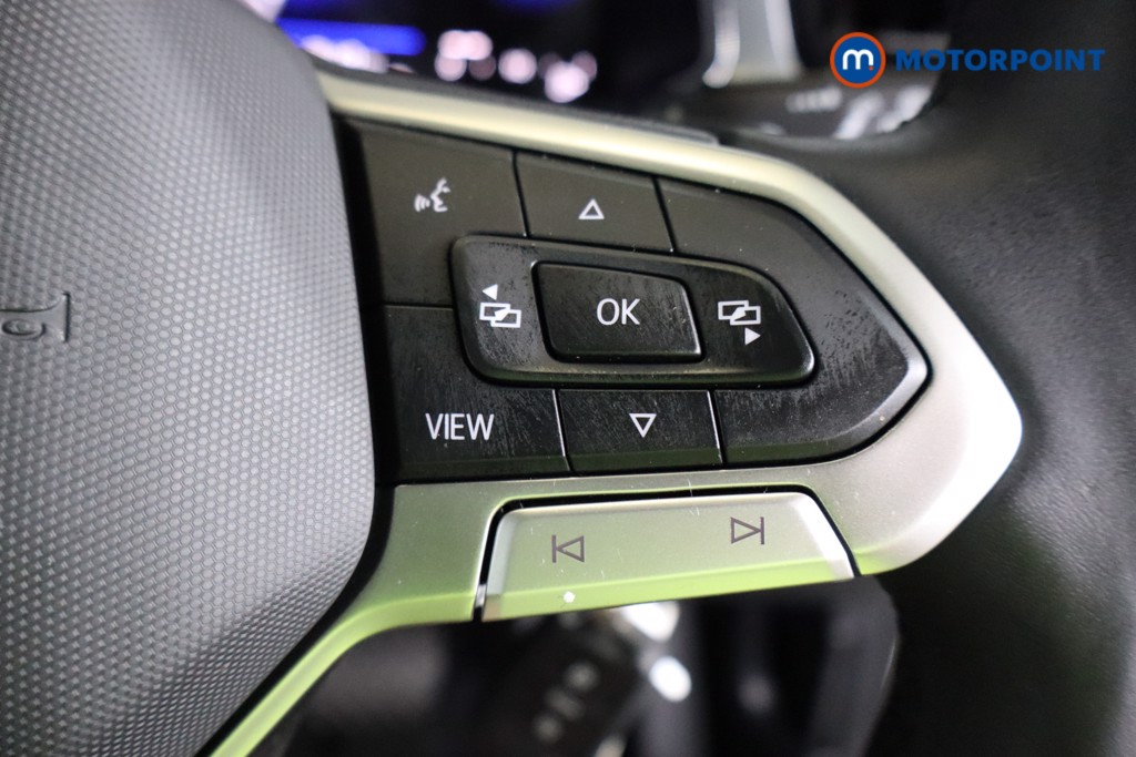 Volkswagen T-Roc Life Automatic Petrol SUV - Stock Number (1552410) - 9th supplementary image