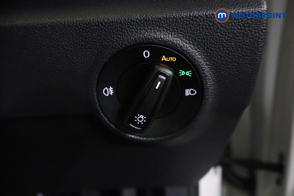 Volkswagen T-Roc Life Automatic Petrol SUV - Stock Number (1552410) - 12th supplementary image