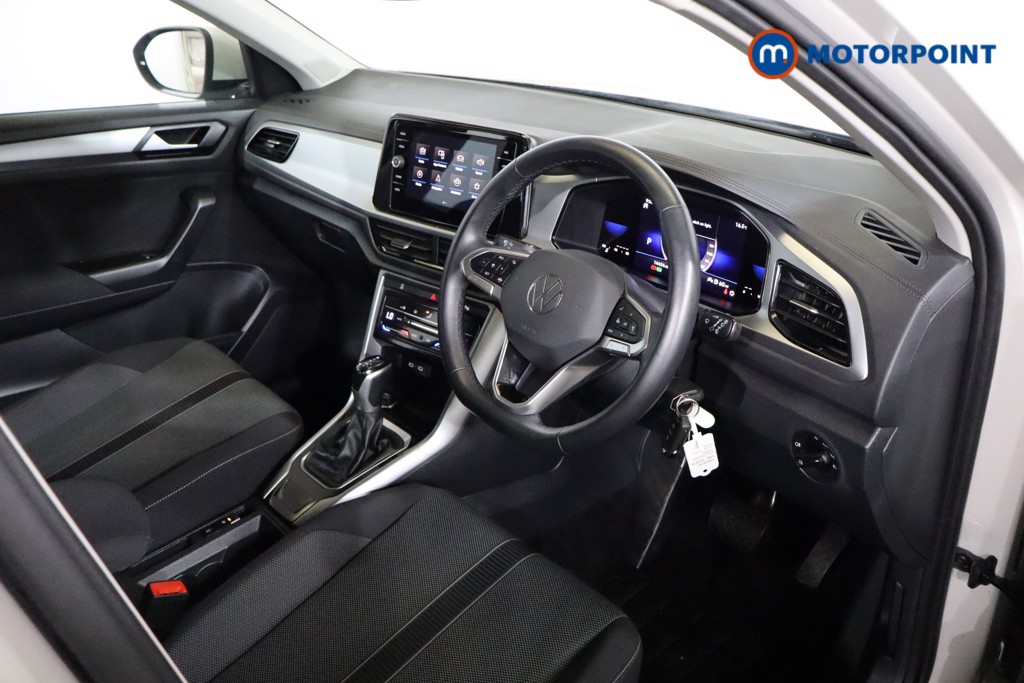 Volkswagen T-Roc Life Automatic Petrol SUV - Stock Number (1552410) - 1st supplementary image