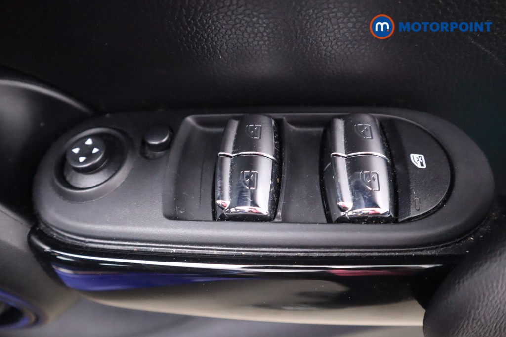 Mini Hatchback Cooper S Sport Manual Petrol Hatchback - Stock Number (1553127) - 4th supplementary image