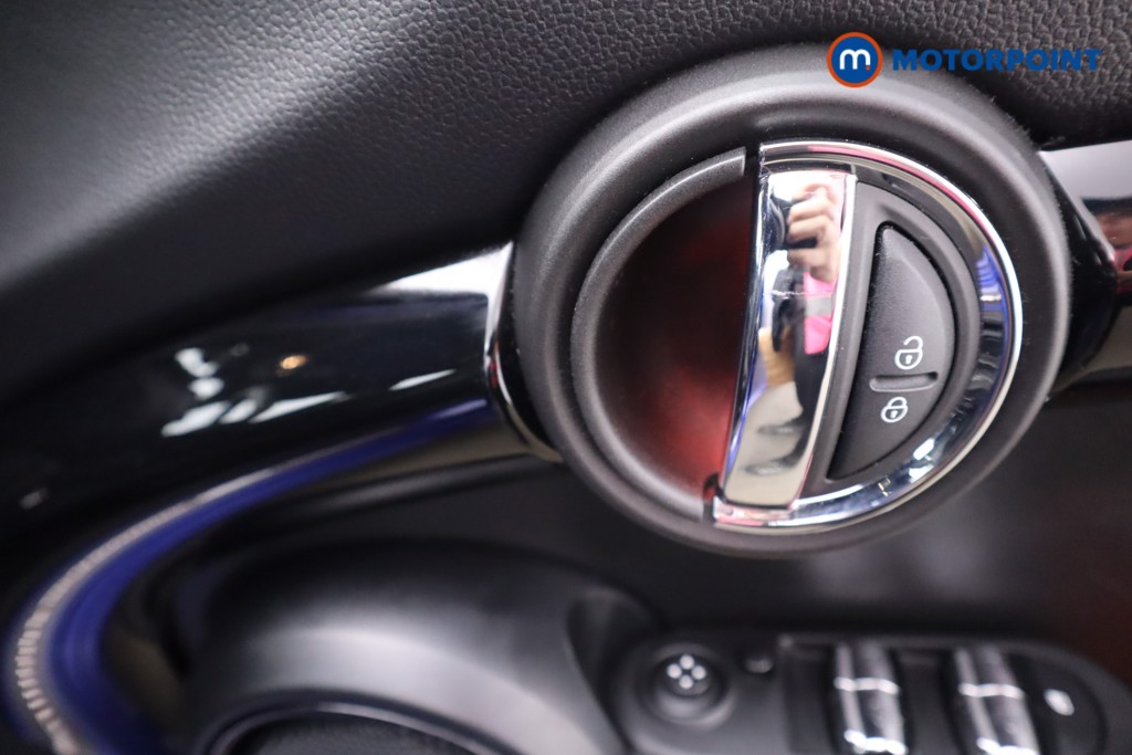 Mini Hatchback Cooper S Sport Manual Petrol Hatchback - Stock Number (1553127) - 5th supplementary image