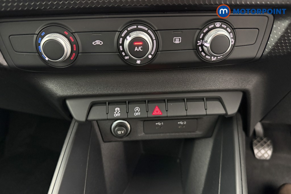 Audi A1 Technik Manual Petrol Hatchback - Stock Number (1553138) - 8th supplementary image