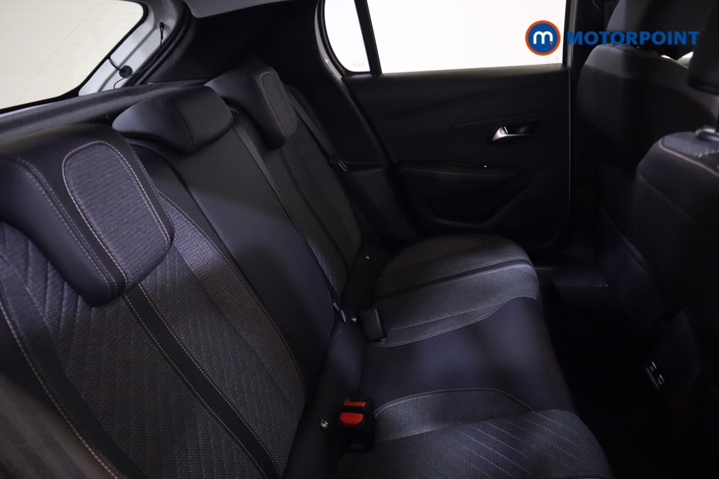 Peugeot 208 Allure Automatic Petrol-Electric Hybrid Hatchback - Stock Number (1553798) - 7th supplementary image