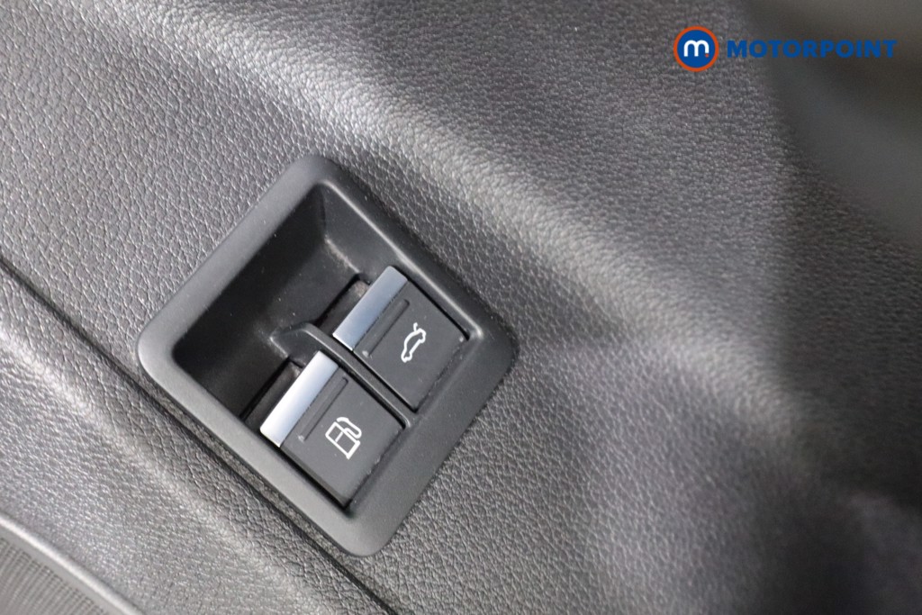 Audi Q3 S Line Automatic Petrol Plug-In Hybrid SUV - Stock Number (1554236) - 16th supplementary image