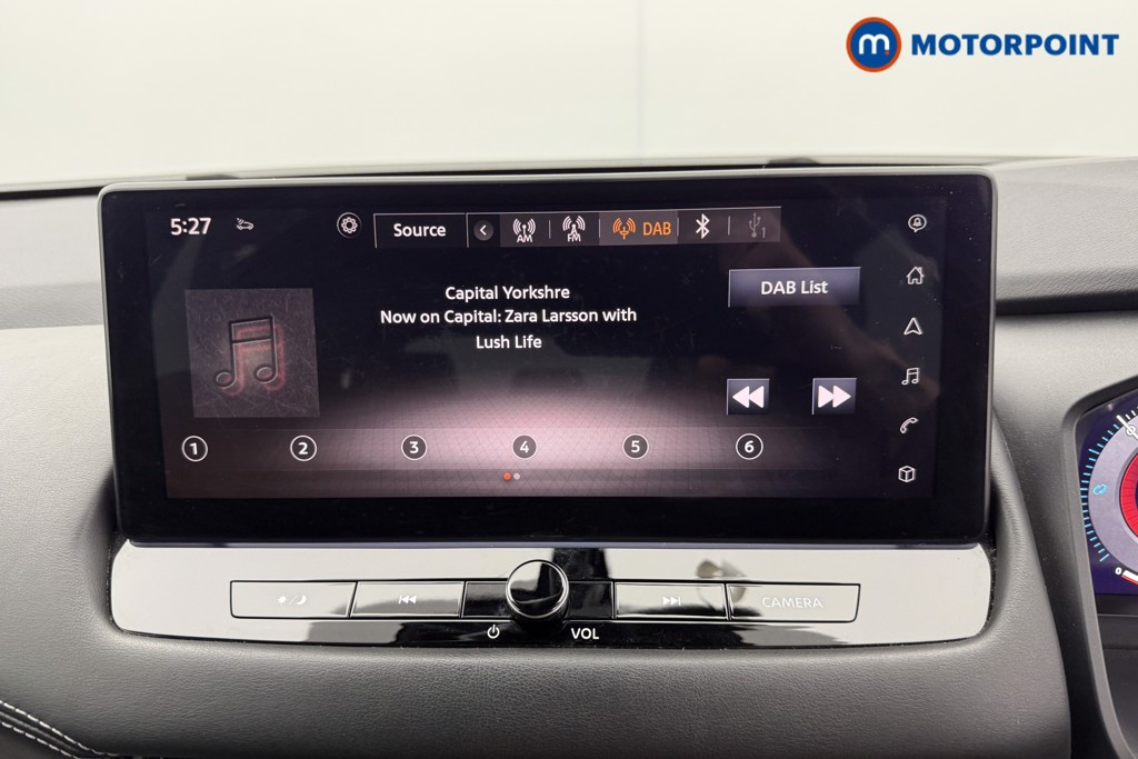 Nissan Qashqai N-Connecta Automatic Petrol-Electric Hybrid SUV - Stock Number (1505066) - 7th supplementary image