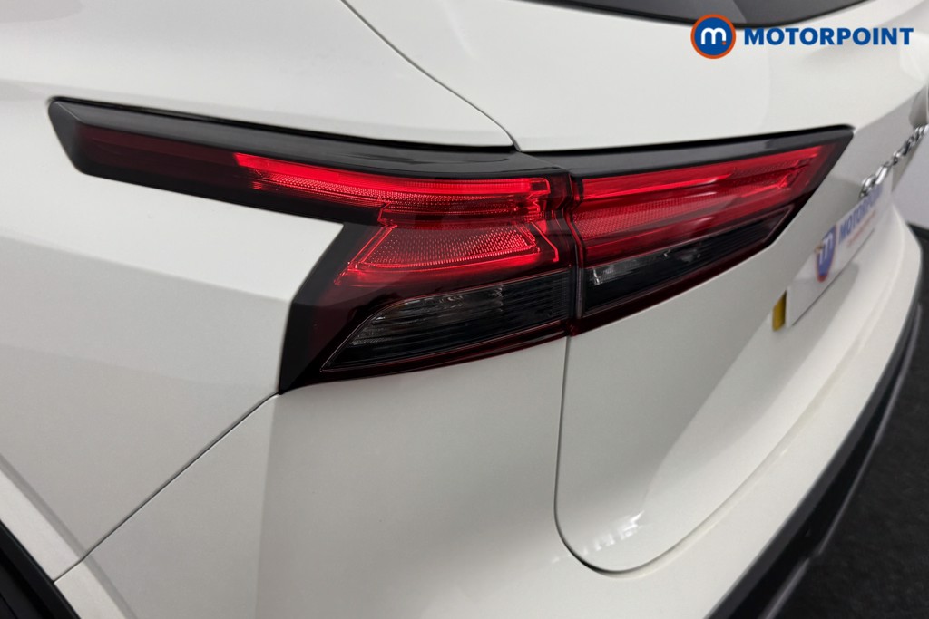 Nissan Qashqai N-Connecta Automatic Petrol-Electric Hybrid SUV - Stock Number (1505066) - 27th supplementary image
