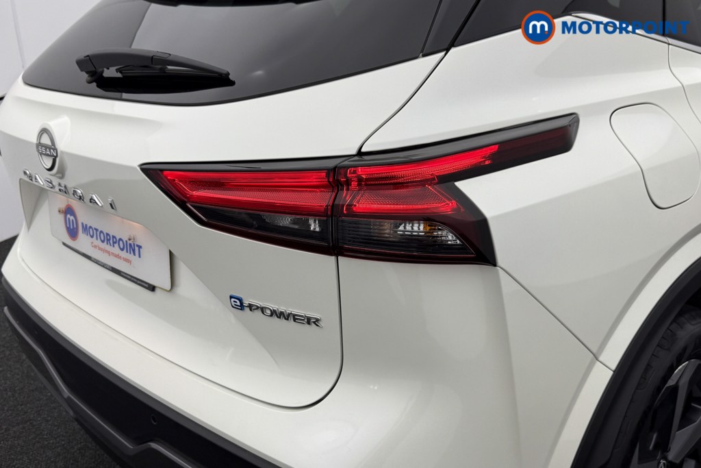 Nissan Qashqai N-Connecta Automatic Petrol-Electric Hybrid SUV - Stock Number (1505066) - 28th supplementary image