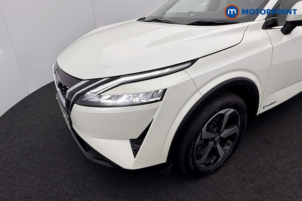 Nissan Qashqai N-Connecta Automatic Petrol-Electric Hybrid SUV - Stock Number (1505066) - 30th supplementary image