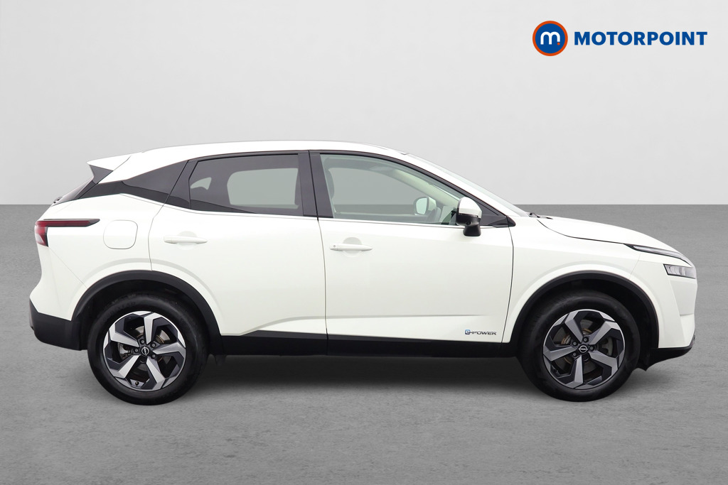 Nissan Qashqai N-Connecta Automatic Petrol-Electric Hybrid SUV - Stock Number (1505066) - Drivers side
