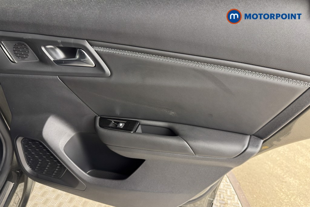 Citroen C5 X Shine Plus Automatic Petrol Plug-In Hybrid Hatchback - Stock Number (1536067) - 16th supplementary image