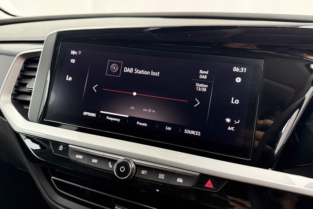 Vauxhall Grandland Ultimate Manual Petrol SUV - Stock Number (1539536) - 6th supplementary image