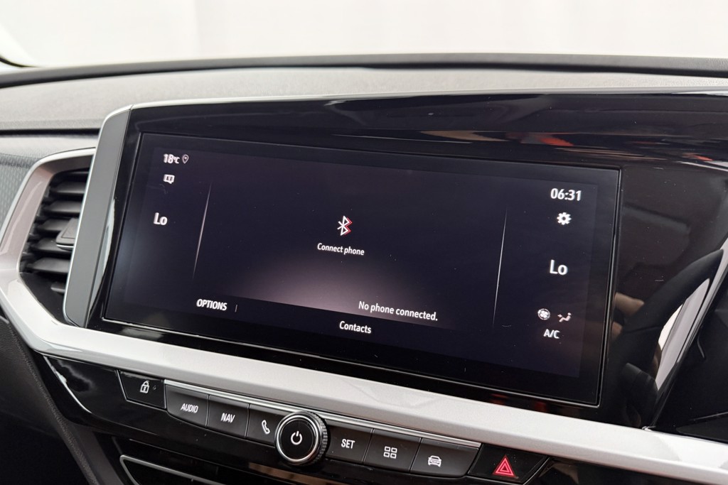 Vauxhall Grandland Ultimate Manual Petrol SUV - Stock Number (1539536) - 8th supplementary image