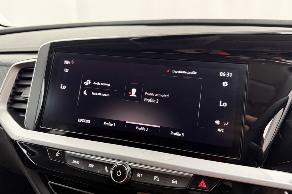 Vauxhall Grandland Ultimate Manual Petrol SUV - Stock Number (1539536) - 9th supplementary image