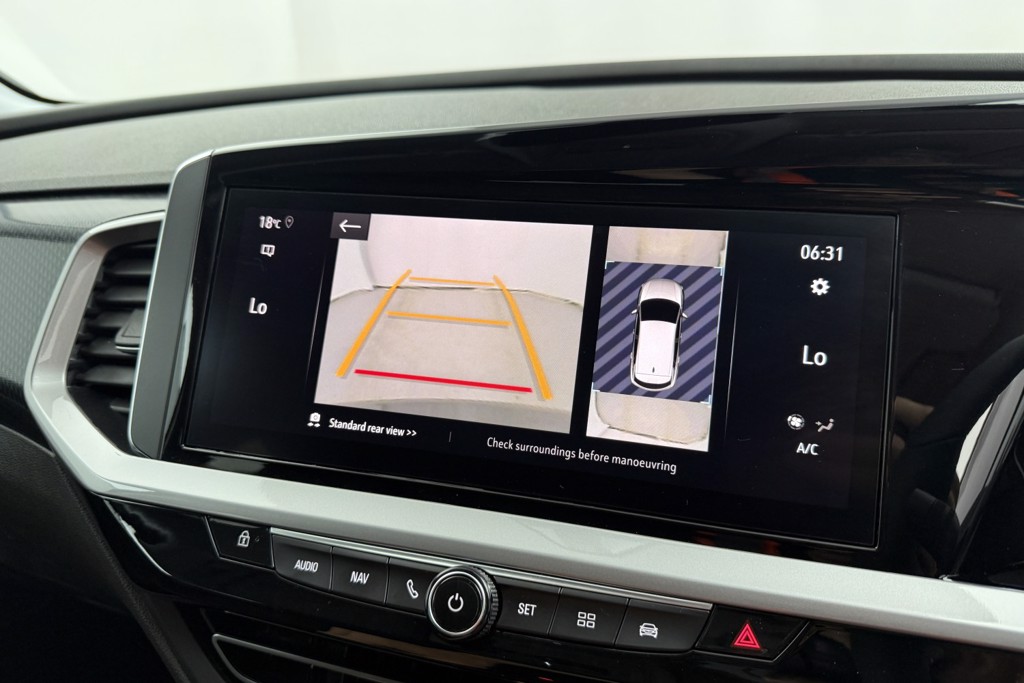 Vauxhall Grandland Ultimate Manual Petrol SUV - Stock Number (1539536) - 12th supplementary image