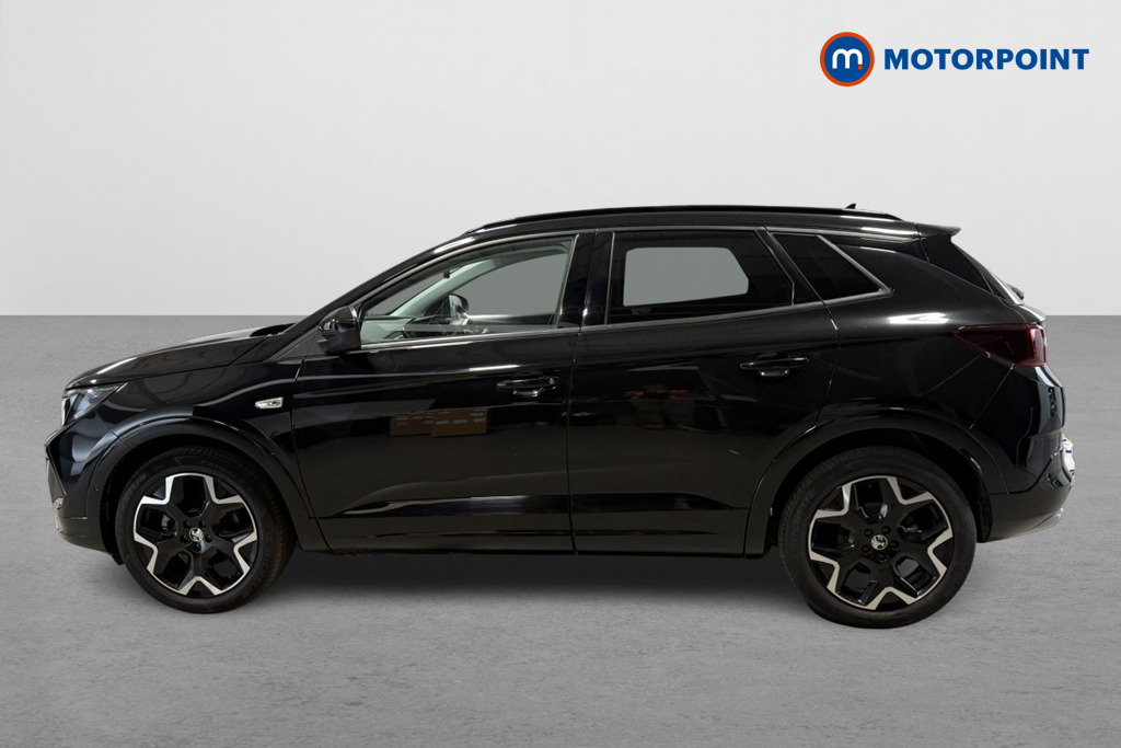 Vauxhall Grandland Ultimate Manual Petrol SUV - Stock Number (1539536) - Passenger side