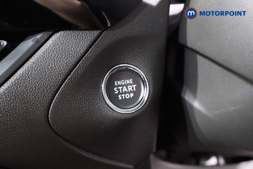 Vauxhall Grandland Ultimate Manual Petrol SUV - Stock Number (1539921) - 17th supplementary image