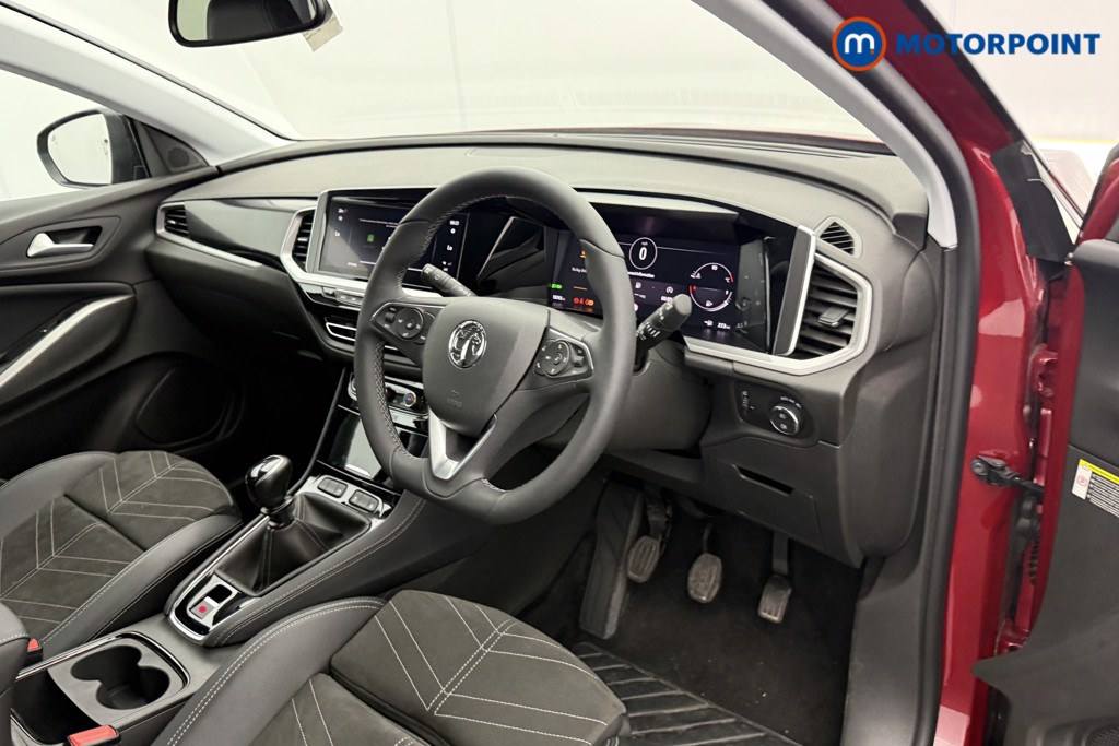 Vauxhall Grandland Ultimate Manual Petrol SUV - Stock Number (1539945) - 4th supplementary image