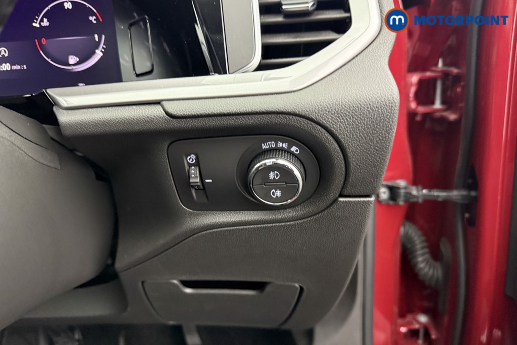 Vauxhall Grandland Ultimate Manual Petrol SUV - Stock Number (1539945) - 14th supplementary image