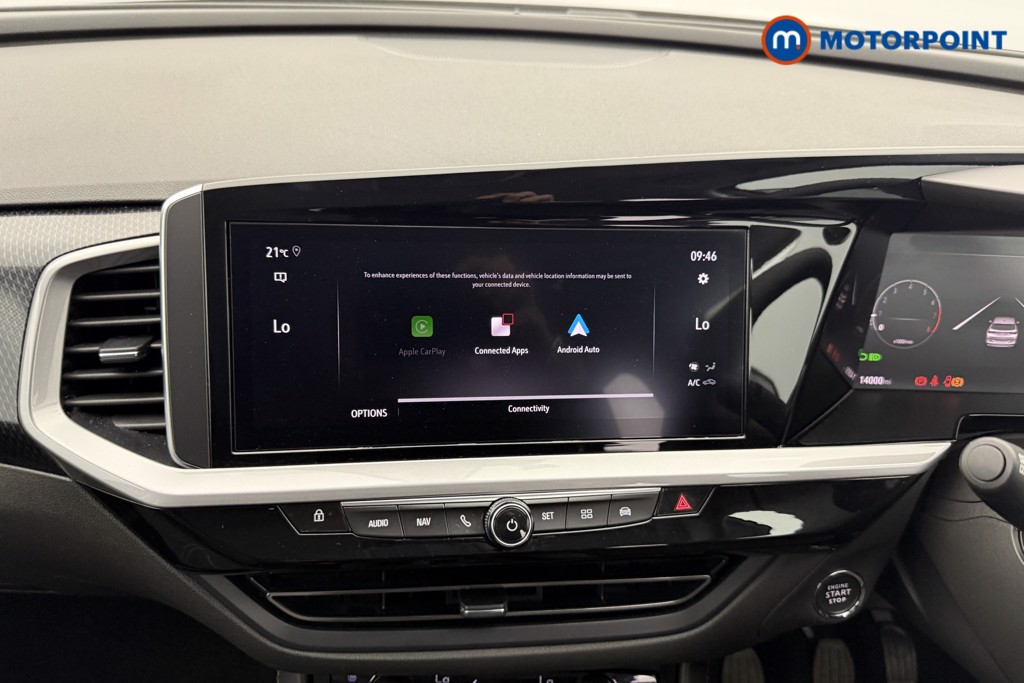 Vauxhall Grandland Ultimate Manual Petrol SUV - Stock Number (1539948) - 2nd supplementary image