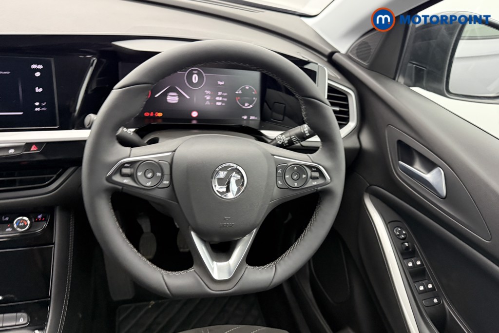 Vauxhall Grandland Ultimate Manual Petrol SUV - Stock Number (1539948) - 3rd supplementary image
