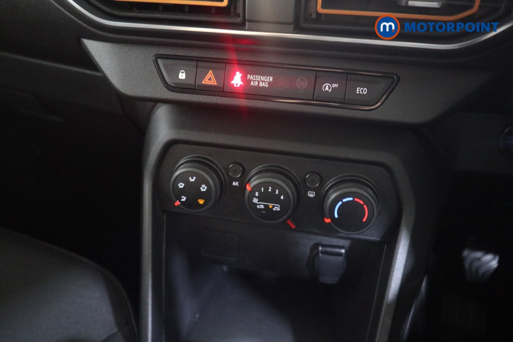 Dacia Sandero Stepway Comfort Manual Petrol Hatchback - Stock Number (1541207) - 7th supplementary image
