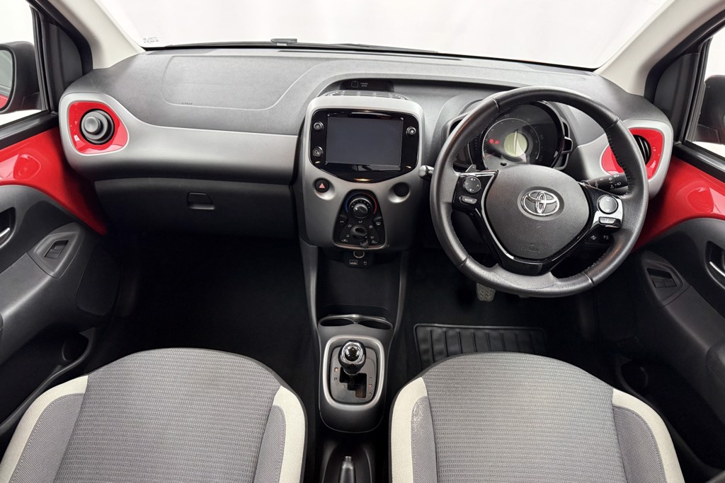 Toyota Aygo X-Play Automatic Petrol Hatchback - Stock Number (1542993) - 2nd supplementary image
