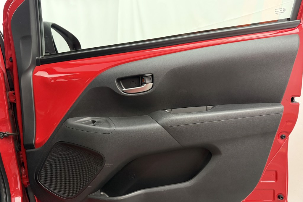 Toyota Aygo X-Play Automatic Petrol Hatchback - Stock Number (1542993) - 17th supplementary image
