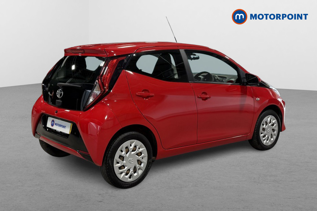 Toyota Aygo X-Play Automatic Petrol Hatchback - Stock Number (1542993) - Drivers side rear corner