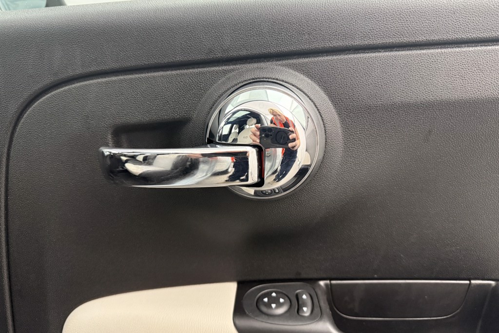 Fiat 500 Dolcevita Manual Petrol-Electric Hybrid Hatchback - Stock Number (1543062) - 15th supplementary image