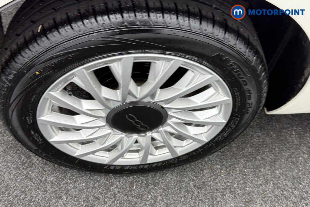 Fiat 500 Dolcevita Manual Petrol-Electric Hybrid Hatchback - Stock Number (1543187) - 26th supplementary image