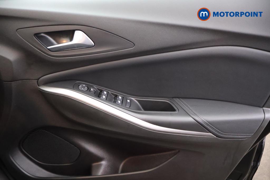 Vauxhall Grandland Ultimate Manual Petrol SUV - Stock Number (1543488) - 7th supplementary image