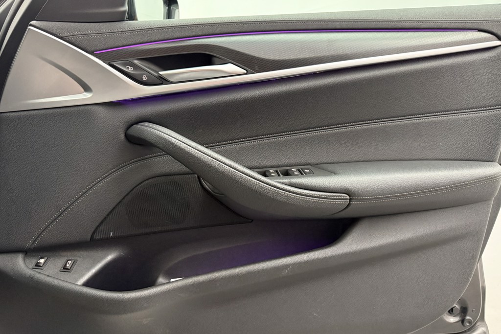 BMW 5 Series M Sport Automatic Petrol Plug-In Hybrid Saloon - Stock Number (1543717) - 20th supplementary image