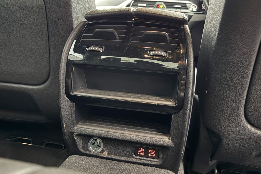 BMW 5 Series M Sport Automatic Petrol Plug-In Hybrid Saloon - Stock Number (1543717) - 26th supplementary image