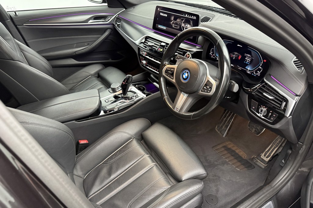 BMW 5 Series M Sport Automatic Petrol Plug-In Hybrid Saloon - Stock Number (1543717) - 1st supplementary image
