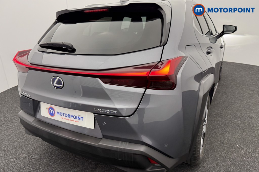 Lexus UX 300E 150Kw 54.3 Kwh 5Dr E-Cvt Takumi Pack Automatic Electric SUV - Stock Number (1543840) - 26th supplementary image