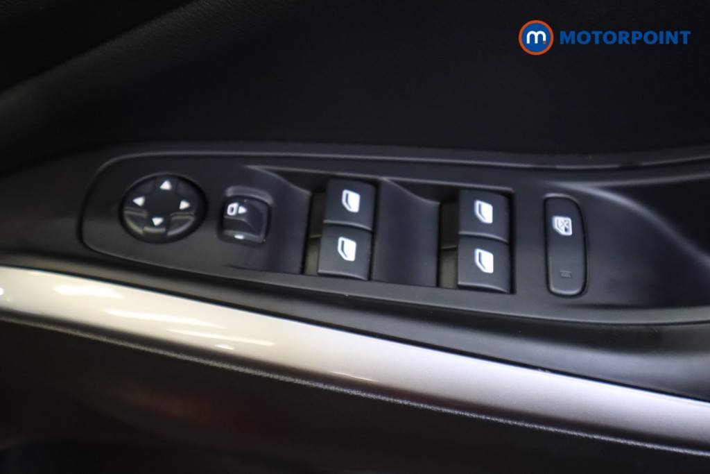 Vauxhall Grandland Ultimate Manual Petrol SUV - Stock Number (1543974) - 7th supplementary image